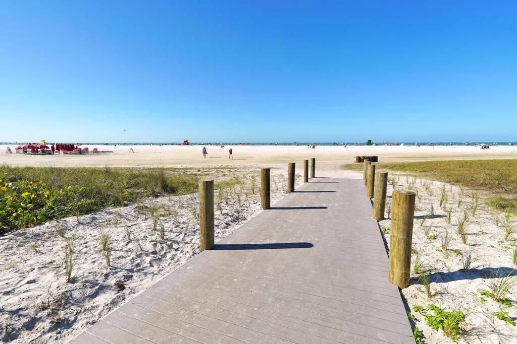 Pet-Friendly, King Bed, Close To Siesta Beach, Restaurants, Shopping Villa Sarasota Exteriör bild