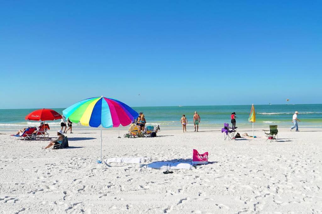 Pet-Friendly, King Bed, Close To Siesta Beach, Restaurants, Shopping Villa Sarasota Exteriör bild