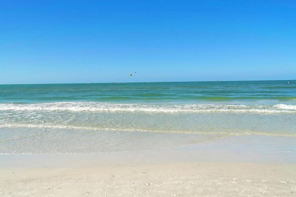 Pet-Friendly, King Bed, Close To Siesta Beach, Restaurants, Shopping Villa Sarasota Exteriör bild